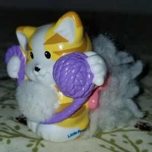 Fisher Price Little People Touch and Feel Tabby Cat Ginger Orange kitty Yarn